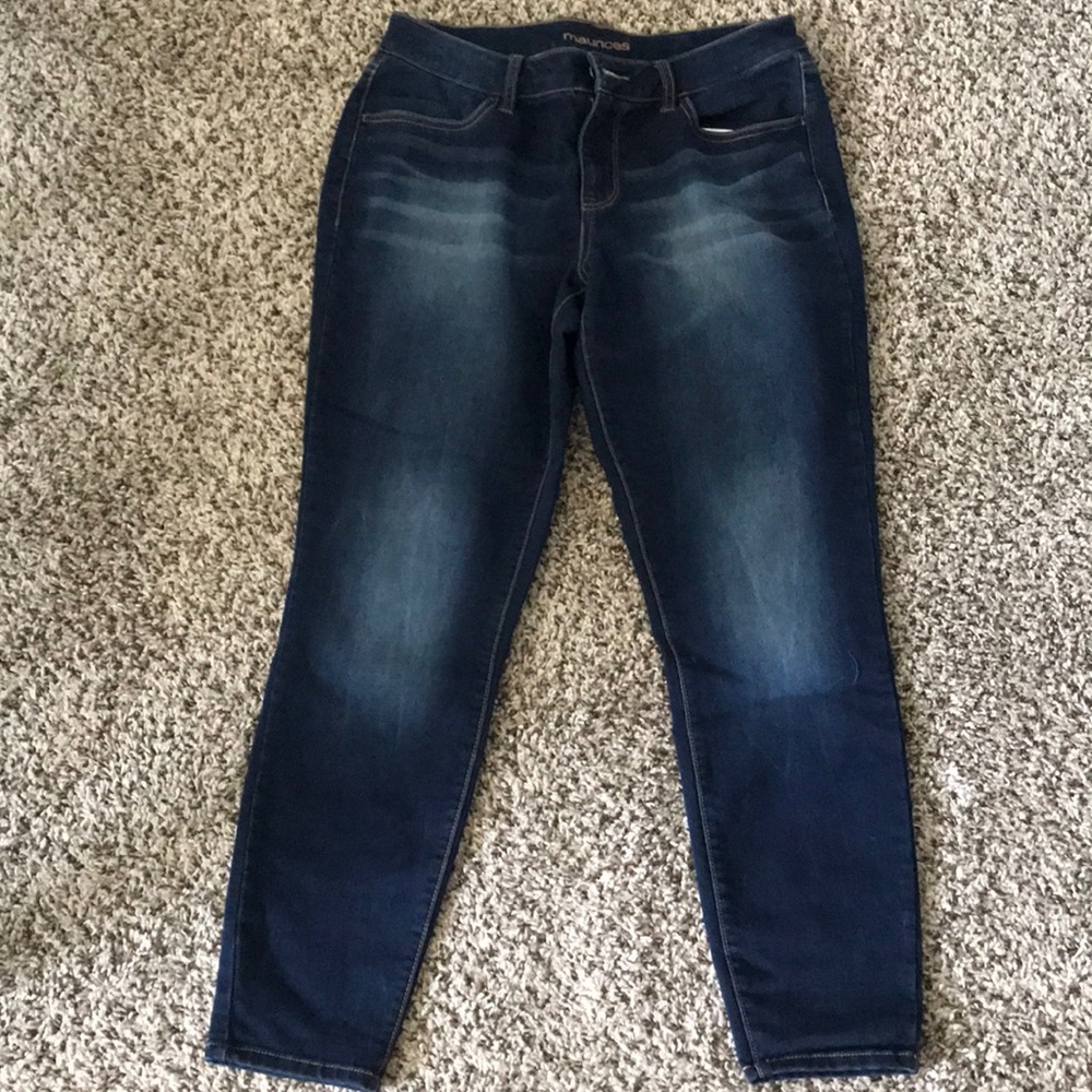 Maurices size medium short